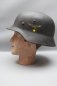 Preview: Schöner unbefummelter Luftwaffen Stahlhelm M40 mit einem Emblem