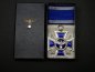 Preview: NSDAP Service Award 2nd Class in Silver on Ribbon in Blue Award Box