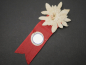 Preview: Textil Abzeichen - Blume / Banner mit HK - Tag der Arbeit