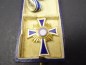 Preview: Mother's cross in gold on a ribbon in a case. Manufacturer B. H. Mayer Pforzheim