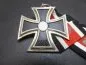 Preview: EK2 Iron Cross 2nd Class 1939 on ribbon - unmarked 2 for C.E. Juncker, Berlin