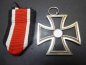 Preview: EK2 Iron Cross 2nd Class 1939 from the manufacturer 109 for Walter & Henlein on the assembly line