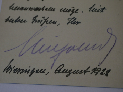 Autograph - Wilhelm Kronprinz von Preußen (1882 - 1951) - Portraitpostkarte, rückseitig handschriftlicher Text und eigenhändige Unterschrift von 1922