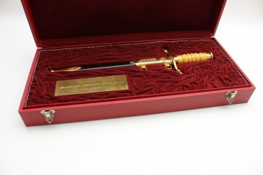 NVA Ruby presentation dagger of the GDR, ruby ​​dagger, general's dagger in a box