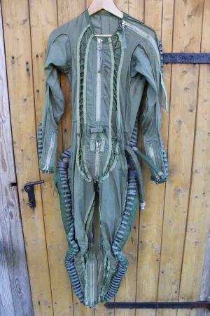 Original MiG-21 Pressure Suit BKK-6M/12 Pilot Suit – Soviet Fighter Jet Flight Suit Militaria