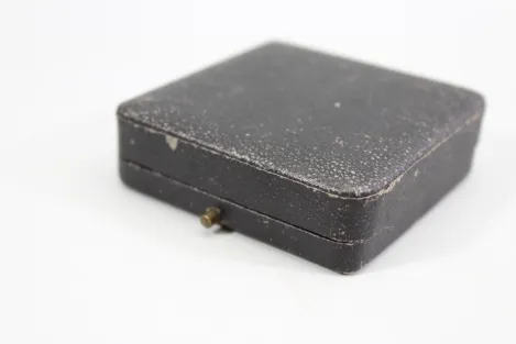 Eisernes Kreuz 1.Klasse 1939 Ek1 an Nadel "L/54" im Etui, Etui markiert
