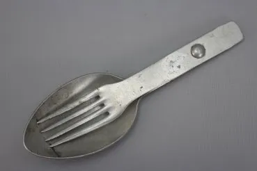 ww2 Essbesteck Göffel aus Alu, guter Zustand