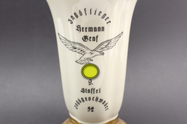 ww2 Ehrengeschenk Ritterkreuz u. Eichenlaubträger Hermann Graf, Fliegerpokal