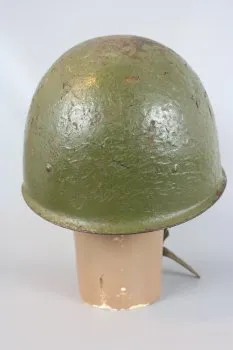 Russian WW2 steel helmet M40, 1940 Without the 3 fabric inner sails, with original paint. Nice towed helmet with the original paint.