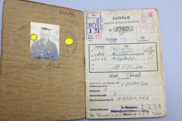 Preview: Kriegsmarine Soldbuch des Obergefreiten Willi Tesch aus Lüneburg