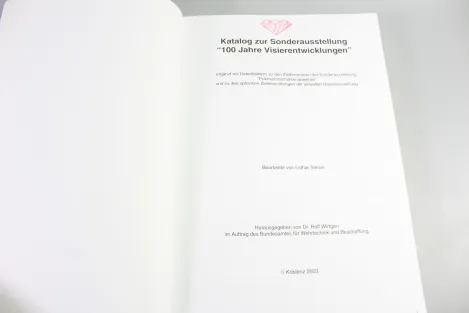 Katalog zur Sonderausstellung „100 Jahre Visierentwicklung“ – WTS Koblenz
