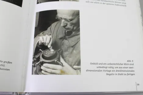 Die Deschler Fotos – Dokumentation der Herstellung des Eisernen Kreuzes 2. Kl. 1939 | Fachbuch für Sammler & Historiker
