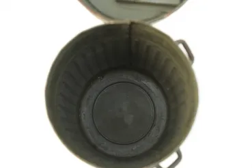 Gas mask can of the Wehrmacht with gas mask, spare glasses, gas mask stamped with date of manufacture, WaA stamp