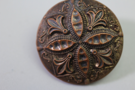 175 Original Livery & Traditional Costume Buttons Made of Metal – Vintage Stock from a Uniform Tailor