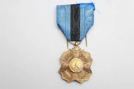 Belgien - Orden König Leopold II. Goldene Verdienstmedaille