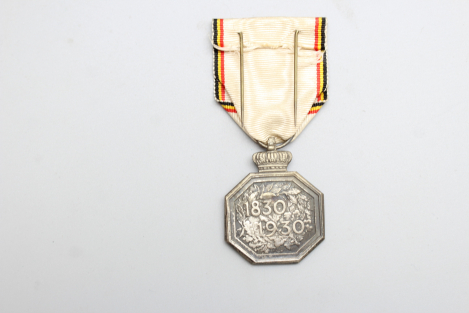 Belgian commemorative medal for the 100th anniversary of independence