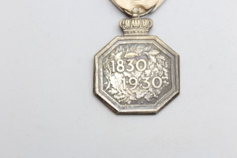 Belgian commemorative medal for the 100th anniversary of independence