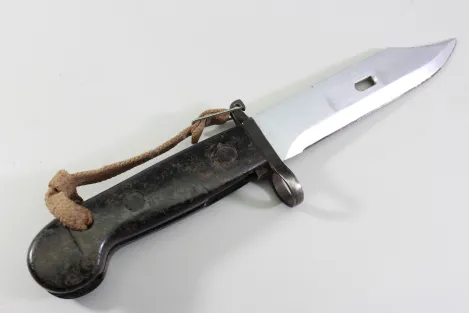 East German National People's Army (NVA) bayonet for AK47, model M1959, for Kalashnikov rifle