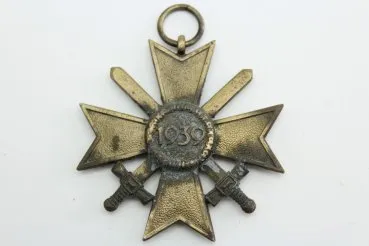 Kriegsverdienstkreuz 2. Klasse mit Schwertern Hersteller 107