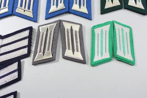 DDR NVA Konvolut Uniformteile und Uniformzubehör