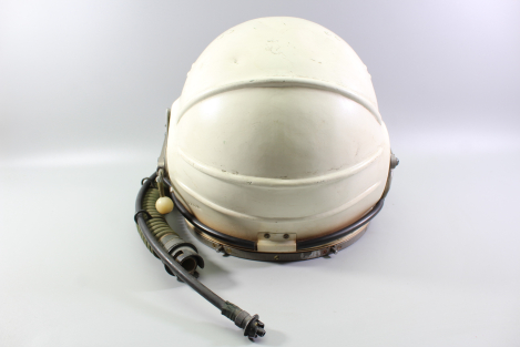 Preview: Original GSh-6 High-Altitude Flying Helmet – MiG-25 Pilot | Soviet High-Altitude Equipment | Cold War