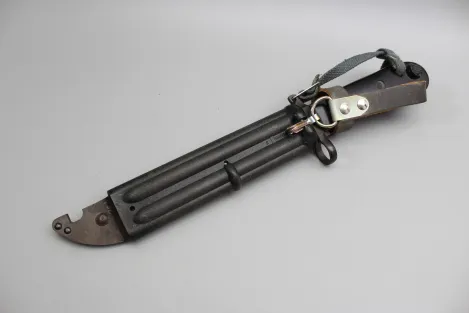 DDR NVA russisches Kampfmesser AK47