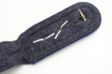 Wehrmacht Heer pair of shoulder boards for a senior sergeant medic