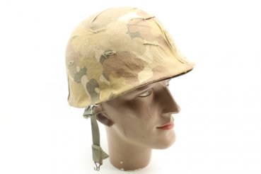 Ww2 US-Helm, Gefechtshelm mit Tarnbezug und Liner Innenhelm