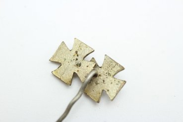 2 Iron Crosses 1939 on needle, denazified