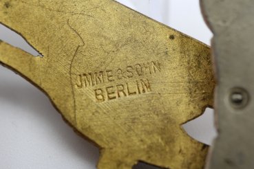 Fallschirmschützenabzeichen der Luftwaffe – Hersteller JMME & Sohn, Berlin – Buntmetall