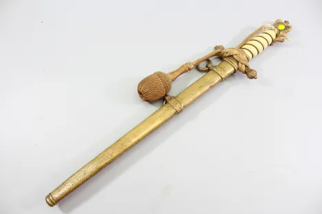 WW2 Kriegsmarine Offiziersdolch mit Portepee & Blitzscheide – F.W. Höller Solingen