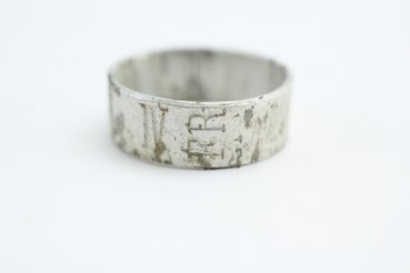 Ring made of aluminum, engraved several times with 1940 AP2810 and IV FR RDKL, diameter 18.3 mm