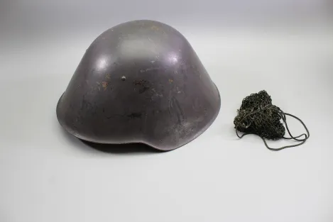 Original East German NVA steel helmet, National People's Army, 3 rivets,