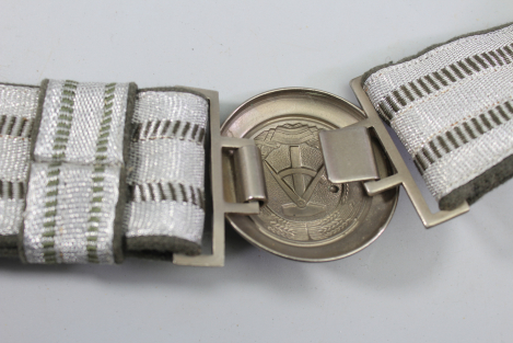 Originale DDR NVA Feldbinde, Offizierskoppel Paradekoppel