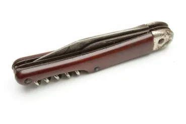 Soldier's pocket knife, not an official piece of equipment