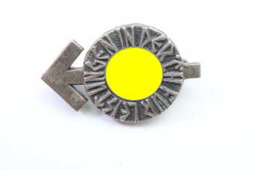 Miniature HJ performance badge in silver Manufacturer: Karl Wurster, Markneukirchen M1/34 Aluminium