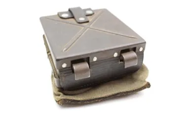 Ww2 German Wehrmacht original sleeve catcher, manufacturer Ambach Berlin for Panzergrenadierregiment 41 and WaA