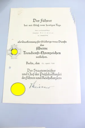 Originaler Nachlass des Soldaten Theodor Wellmann aus dem 1. & 2. Weltkrieg, Tapferkeitsmedaille als Musketier bei Liuilly Marne 02.09.1918 mit Gravur, Urkunde, Wehrpass