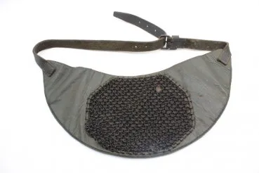 Original Hotchkiss shoulder protection for machine gunner