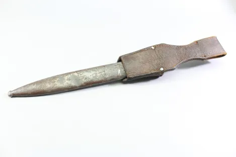 Seitengewehr M84/98 für K98 der Wehrmacht. Hersteller fnj 44