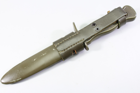 Originales Bundeswehr Kampfmesser alter Art OFW 73mit Koppelschuh,