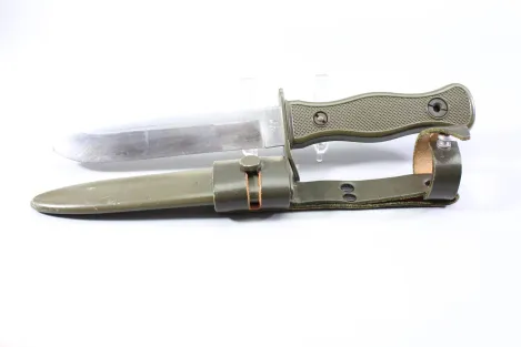 Originales Bundeswehr Kampfmesser alter Art OFW 73mit Koppelschuh,