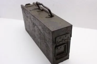 Wehrmacht MG ammunition box made of sheet metal, unit and lettering