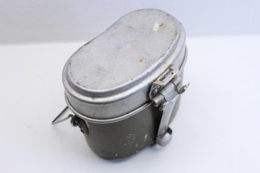 Original dinnerware, cookware, feeding bowl of the Wehrmacht, manufacturer SMM40