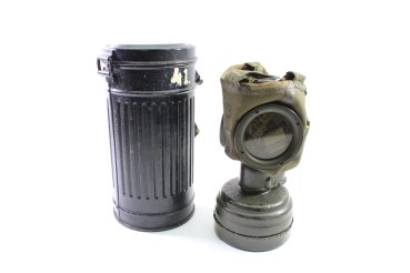 Gasmaskendose 1936, Maske m. Trägername u. Einheit