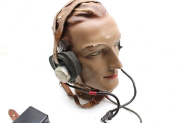 Headset, larynx microphone, headphones and push-to-talk button