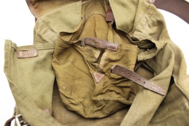 Ww2 Wehrmacht monkey knapsack manufacturer Lud. Crooked