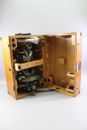 Preview: Max Hildebrand Meßtheodolit Einheitstheodolit B5 Infanterie Einheitsinstrument mit Transportbox