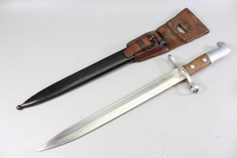 Schweiz Bajonett Modell 1918 komplett mit Scheide und Lederhänger Hersteller Elzener Schwyz