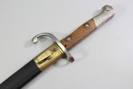 Brazil, Model 1908 bayonet for Mauser rifles with leather scabbard; manufacturer: Simson & Co., Suhl.